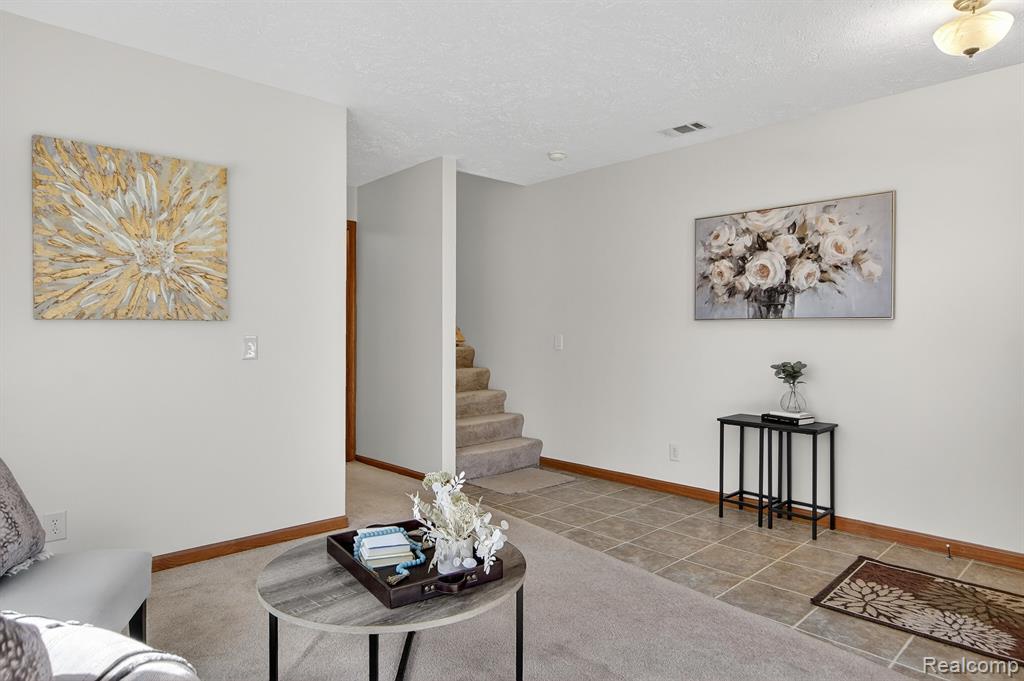 3453 Rhea Street Ann Arbor, MI 48103 - Photo 7 of 40 Gallery Image 7