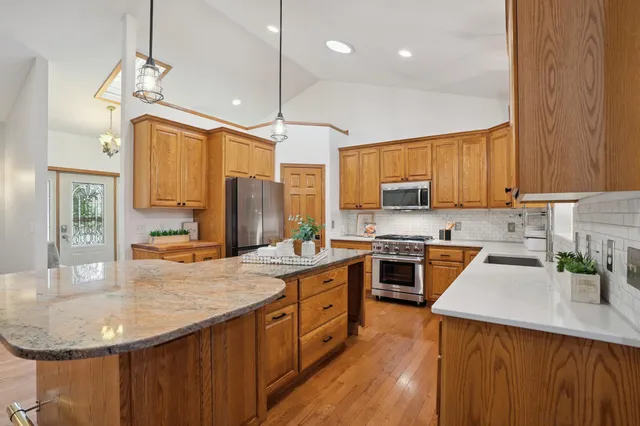 $500,000 | 3620 Highland Avenue, White Bear Lake, MN 55110