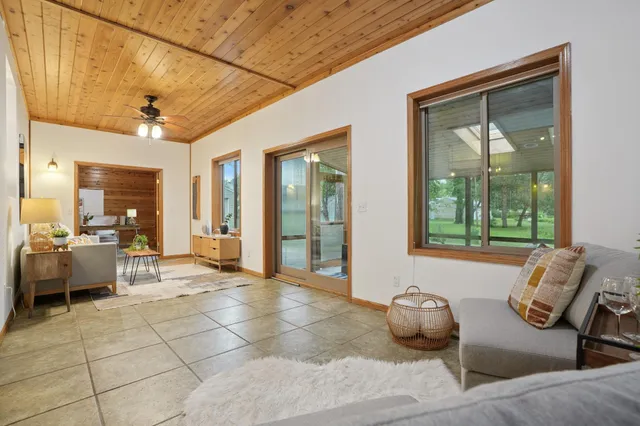 $500,000 | 3620 Highland Avenue, White Bear Lake, MN 55110