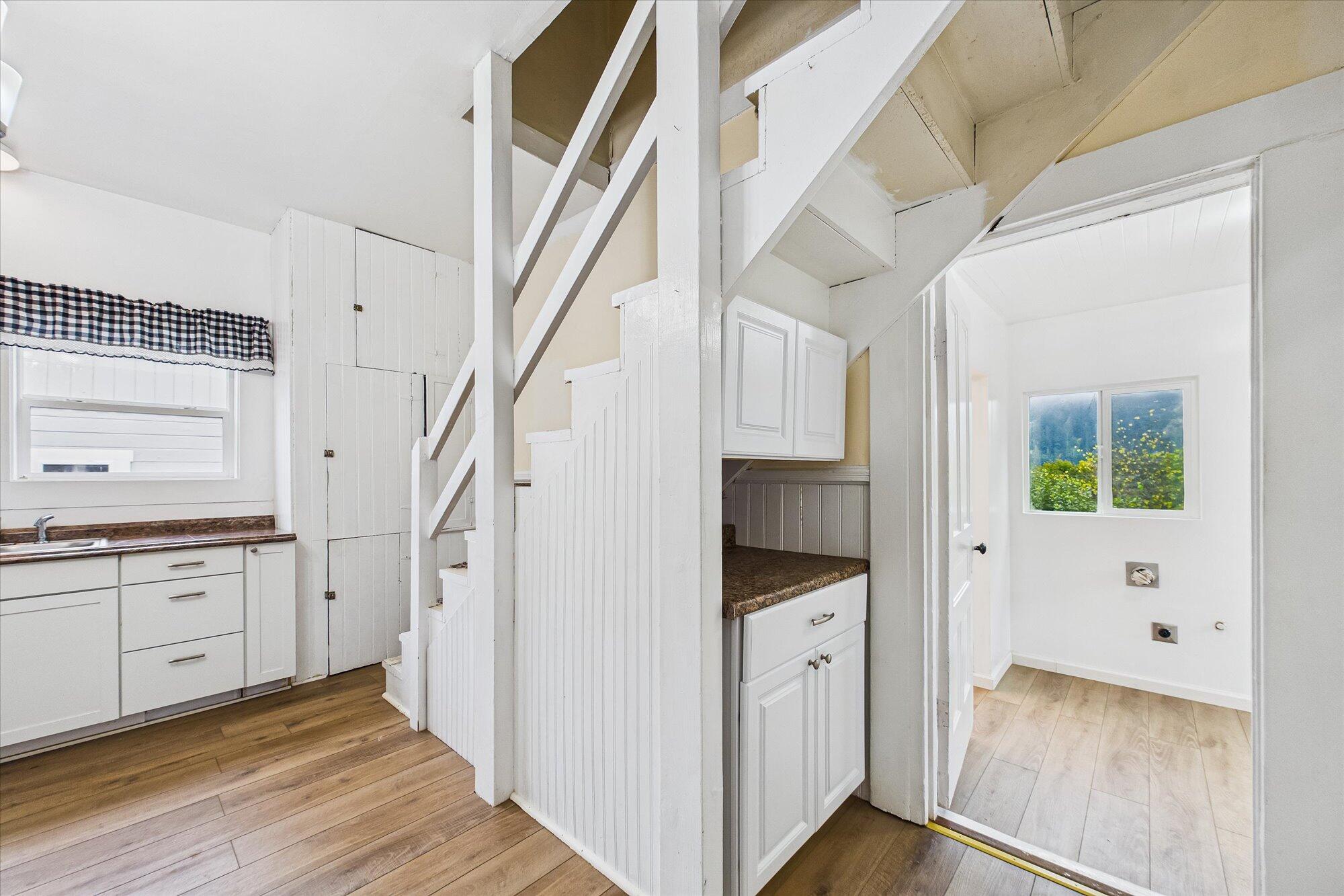 966 Pacific Avenue Rio Dell, CA 95562 - Photo 21 of 37