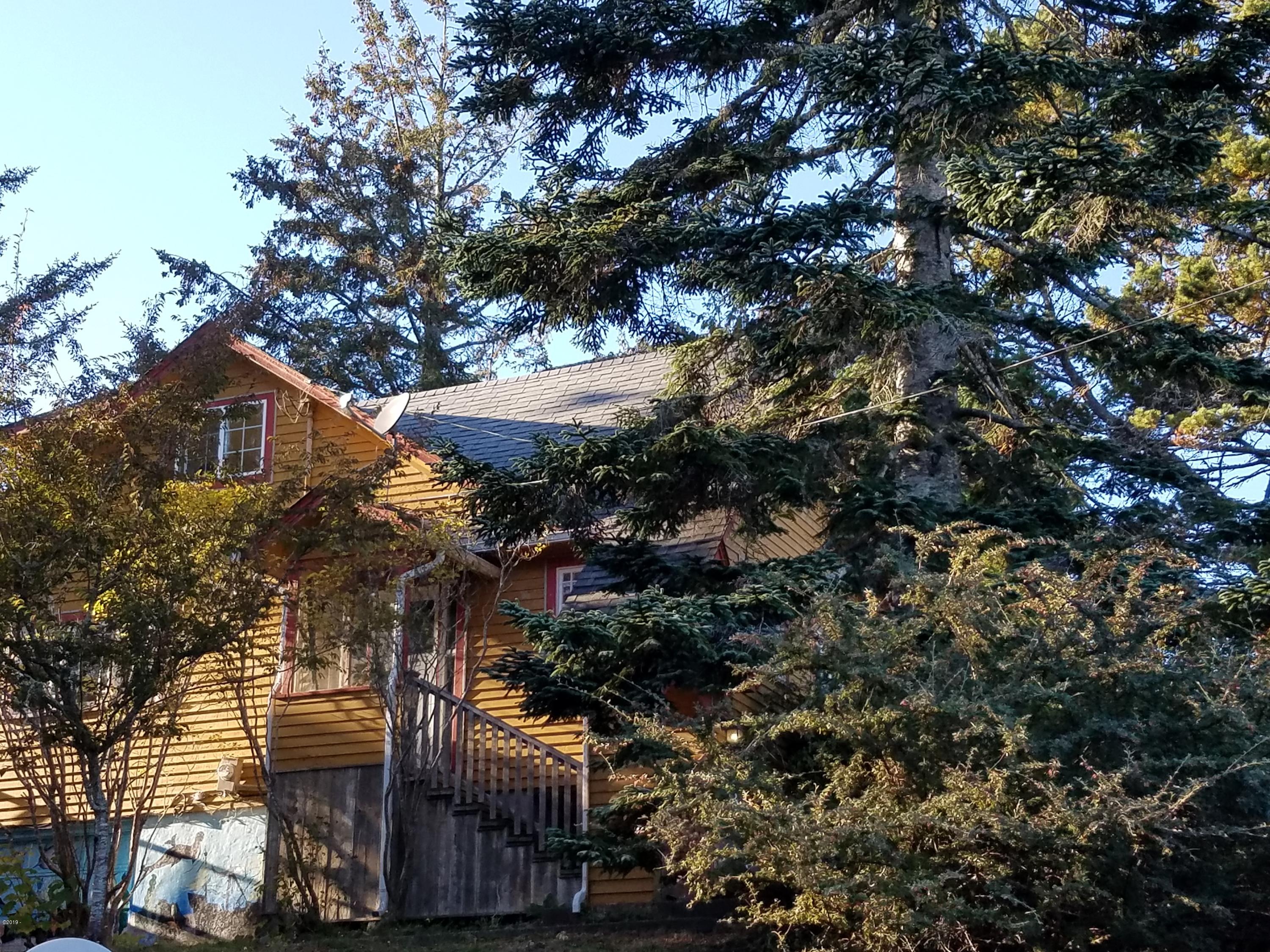 4439 Southwest Highway 101 Lincoln City, OR 97367 - Photo 3 of 3 20191101_160615(0)