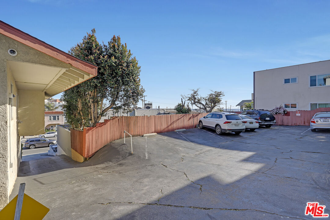 153 West Channel Road Santa Monica, CA 90402 - Photo 63 of 74