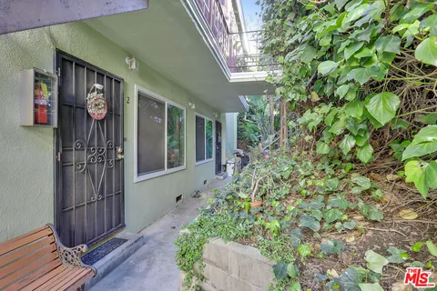 $7,495,000 | 153 West Channel Road, Santa Monica, CA 90402
