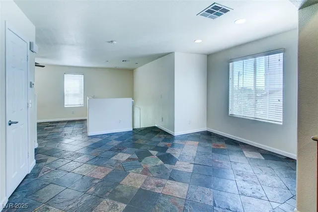 $1,749 | 6952 Canary Ivy Way, Las Vegas, NV 89156