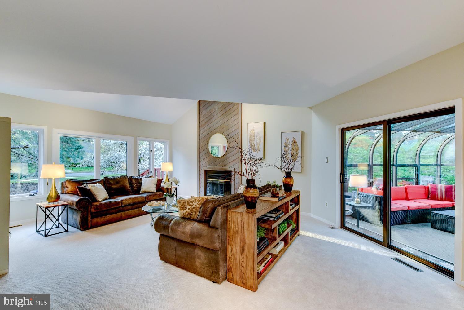 15 Hawk Drive Princeton Junction, NJ 08550 - Photo 37 of 95 Family Room