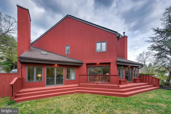 $1,350,000 | 15 Hawk Drive, Princeton Junction, NJ 08550