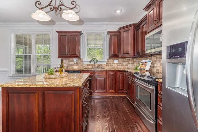 $554,900 | 520 Jutland Way, Evans, GA 30809