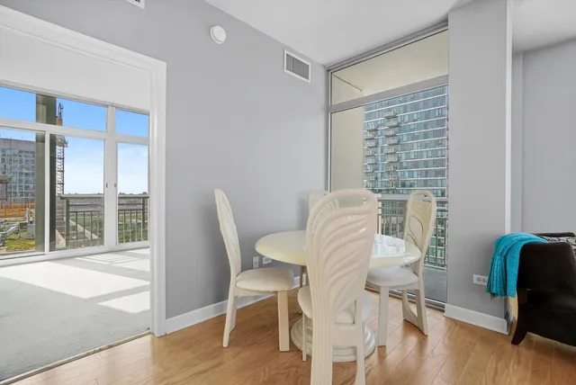 $3,100 | 1400 South Michigan Avenue, Unit 1709, Chicago, IL 60605