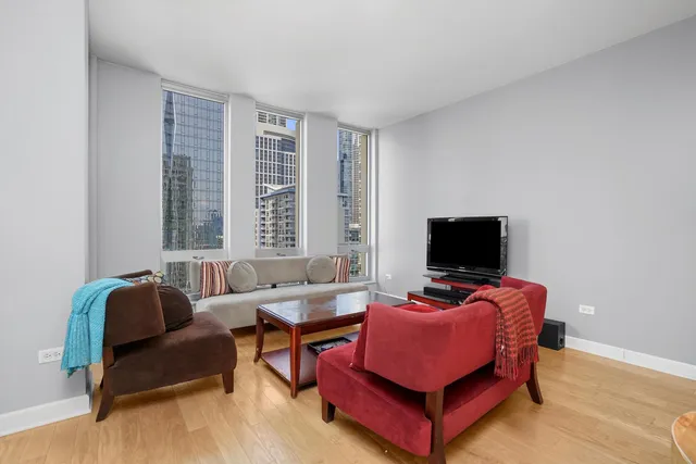 $3,100 | 1400 South Michigan Avenue, Unit 1709, Chicago, IL 60605