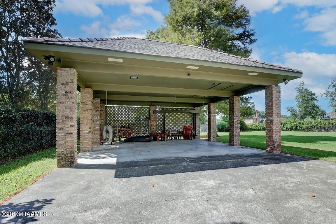 202 Kings Road Lafayette, LA 70503 - Photo 24 of 28 Backyard Pavilion