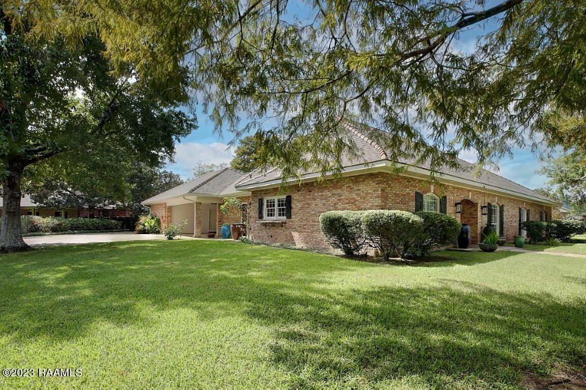 202 Kings Road Lafayette, LA 70503 - Photo 27 of 28 Side street view