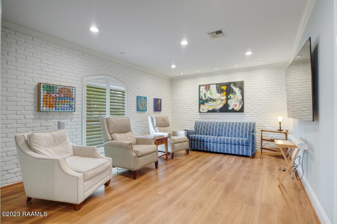 202 Kings Road Lafayette, LA 70503 - Photo 3 of 28 Parlor/dining room