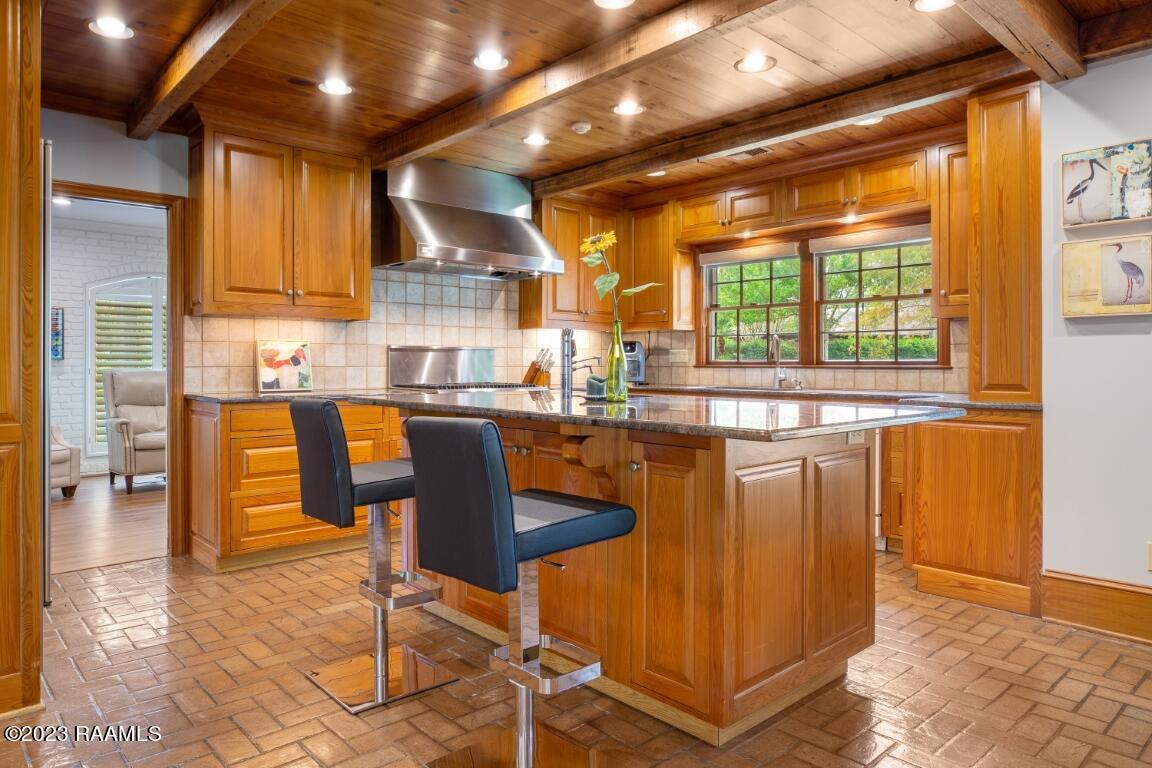 202 Kings Road Lafayette, LA 70503 - Photo 8 of 28 Kitchen