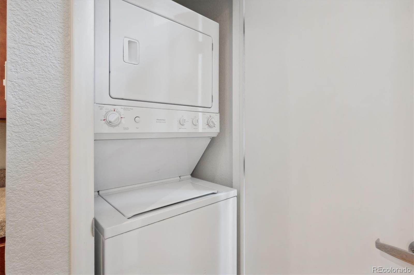 3195 Blake Street, Unit 207 Denver, CO 80205 - Photo 26 of 33