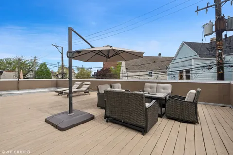 $585,000 | 3209 North Elston Avenue, Unit 3N, Chicago, IL 60618