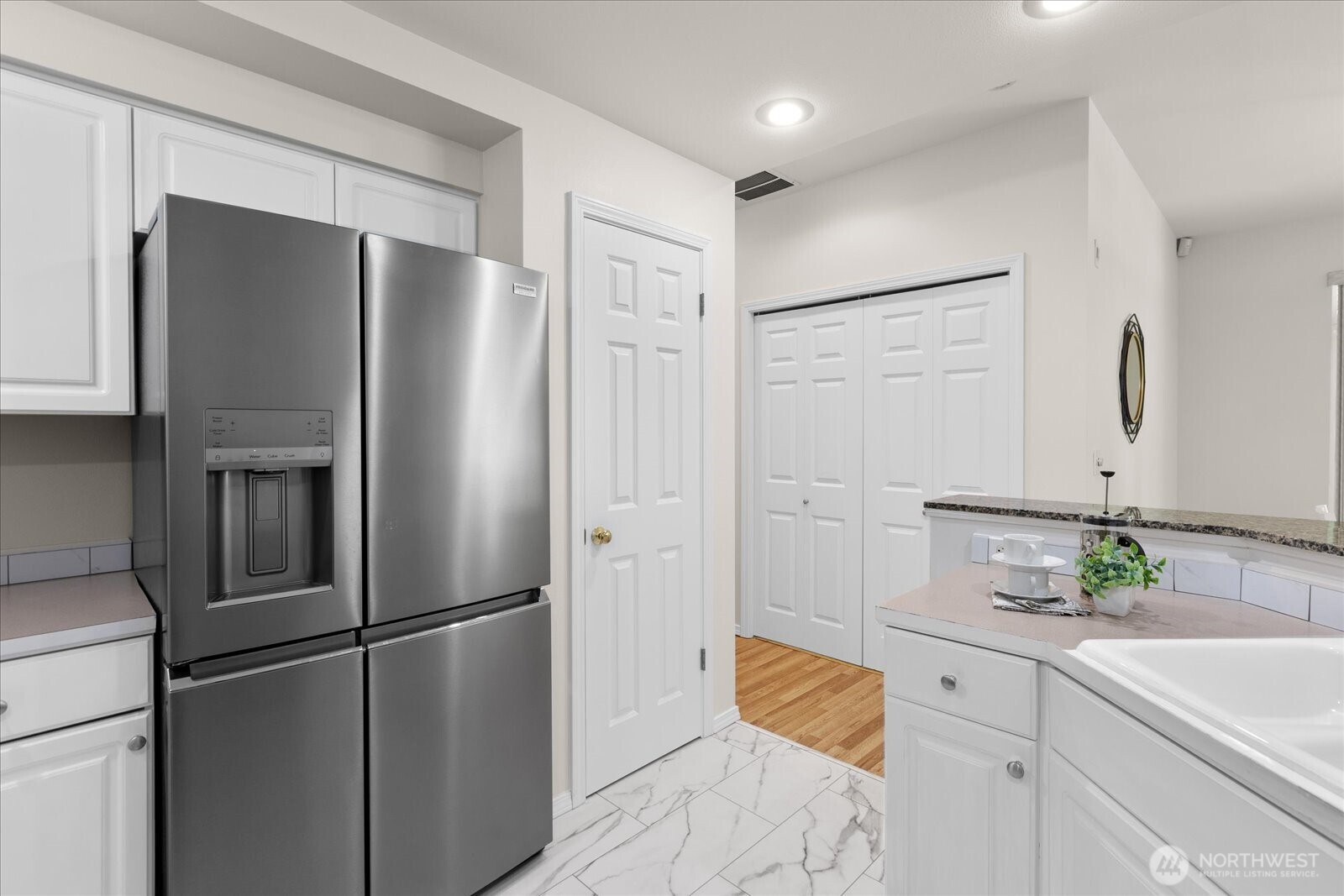 420 228th Street Southwest, Unit B 102 Bothell, WA 98021 - Photo 15 of 37
