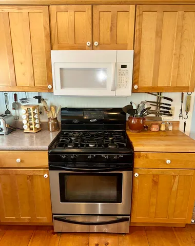 $324,900 | 21 West Street, Middletown Springs, VT 05757