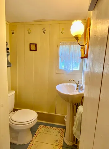 $324,900 | 21 West Street, Middletown Springs, VT 05757