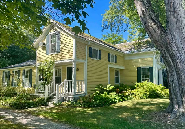 $324,900 | 21 West Street, Middletown Springs, VT 05757