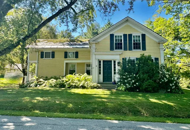 $324,900 | 21 West Street, Middletown Springs, VT 05757