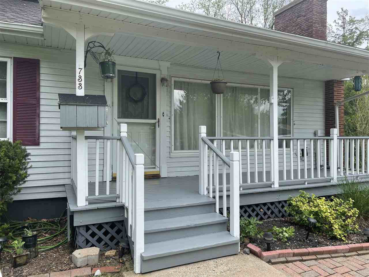 733 Briarcliff Road Jackson, MI 49203 - Photo 2 of 32 Photo 2