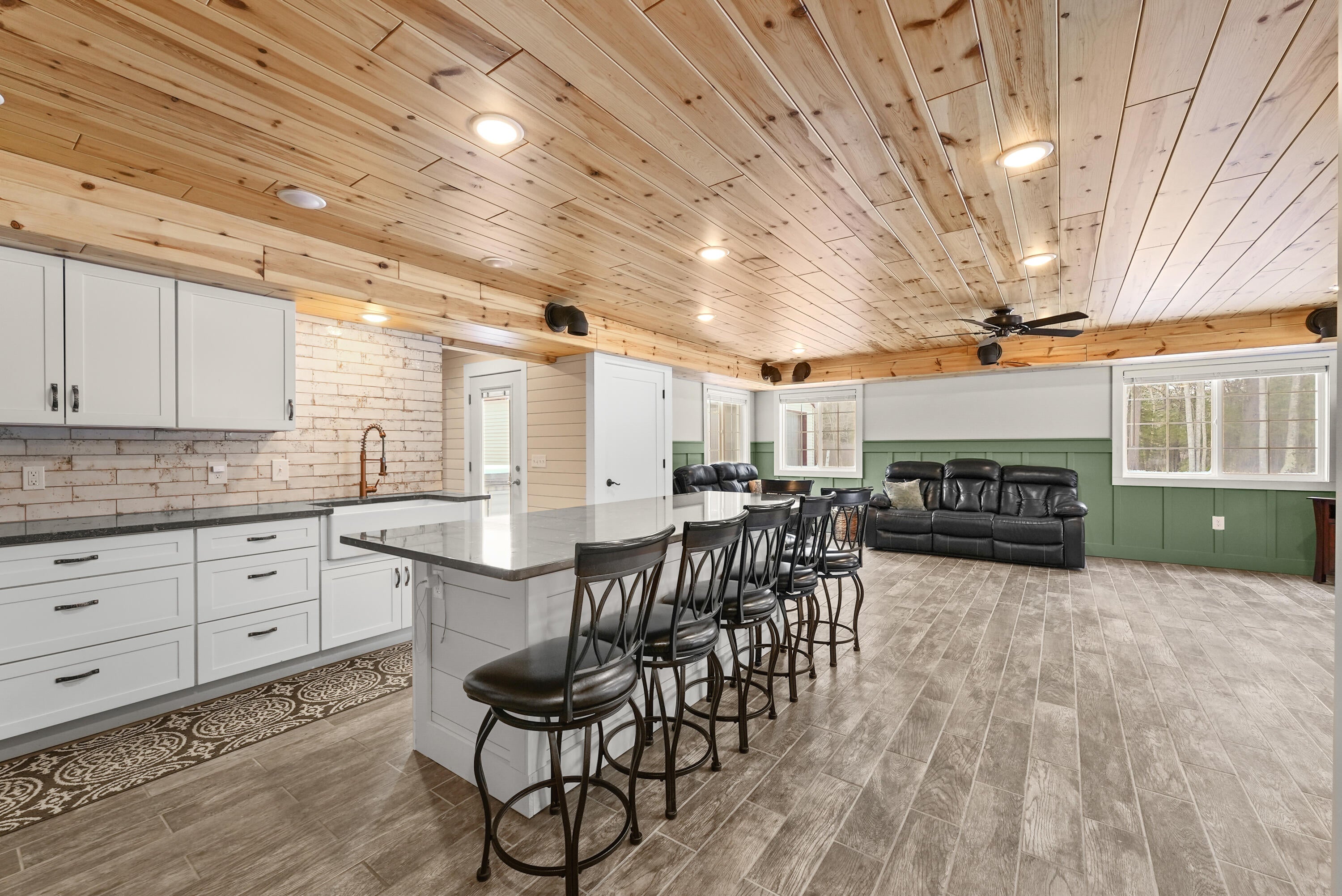 8017 Lyman Road Roscommon, MI 48653 - Photo 6 of 36 Gallery Image 6