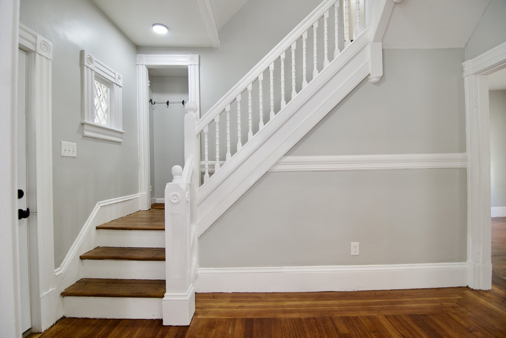 43 Princeton Street Springfield, MA 01109 - Photo 5 of 41