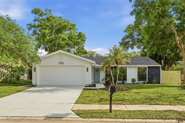$465,000 | 1023 Mineola Circle, Palm Harbor, FL 34683