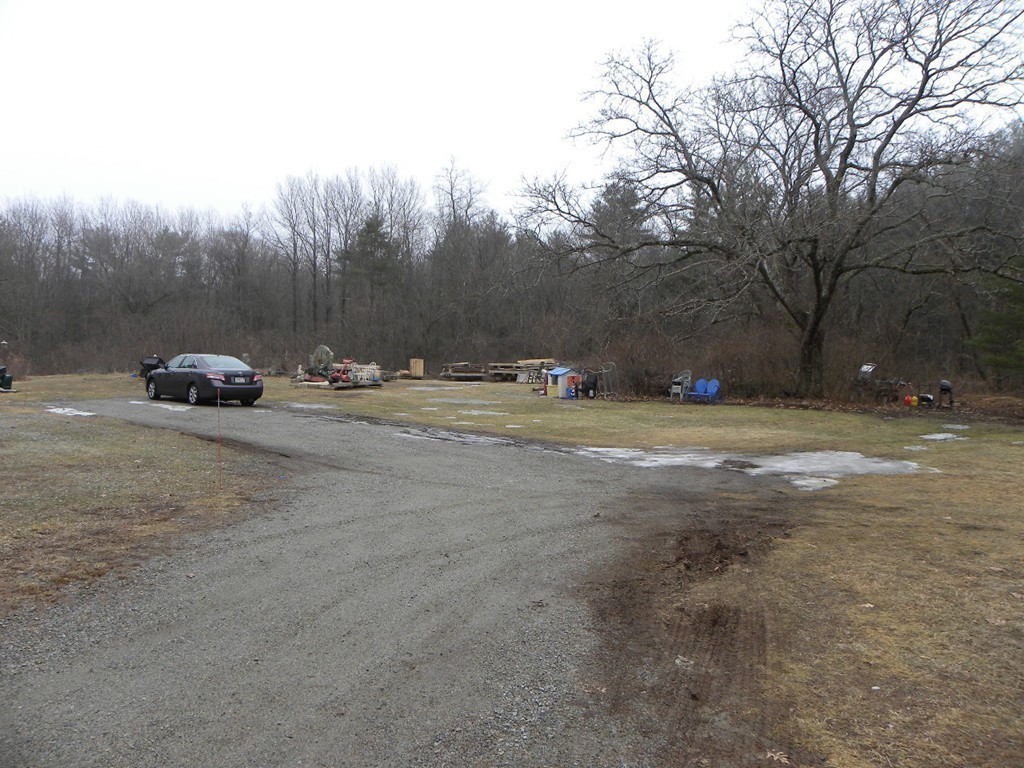 168 Gould Road Charlton, MA 01507 - Photo 12 of 20 Gallery Image 12