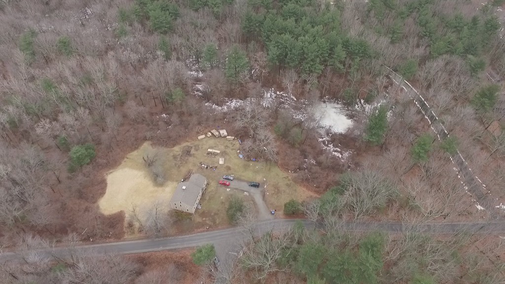 168 Gould Road Charlton, MA 01507 - Photo 4 of 20 Gallery Image 4