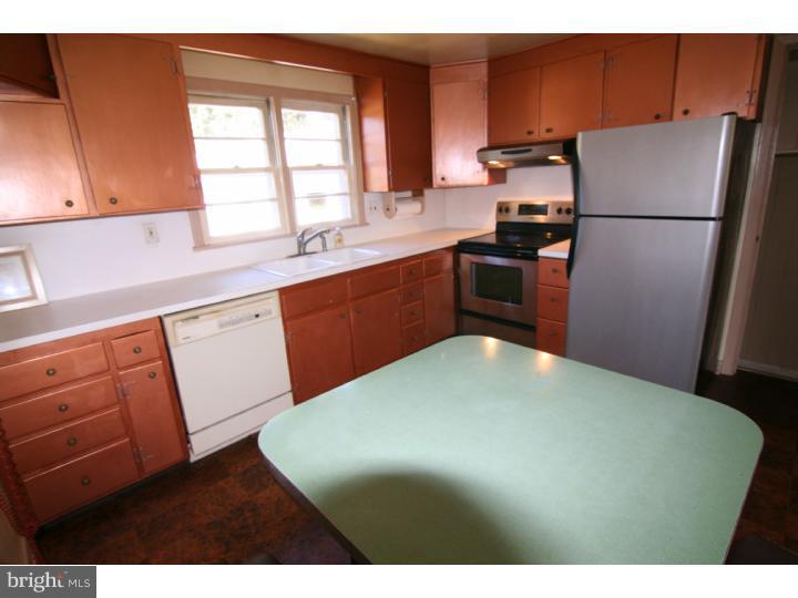 2720 Windy Bush Road Newtown, PA 18940 - Photo 8 of 25 Kitchen