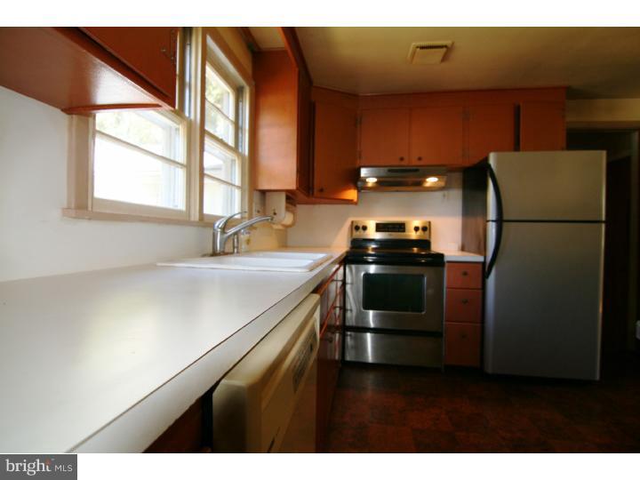 2720 Windy Bush Road Newtown, PA 18940 - Photo 9 of 25 Kitchen