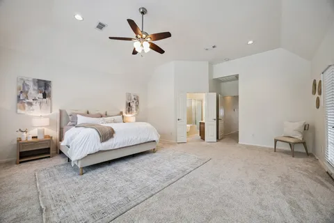 $700,000 | 5429 Fairdale Lane, Houston, TX 77056