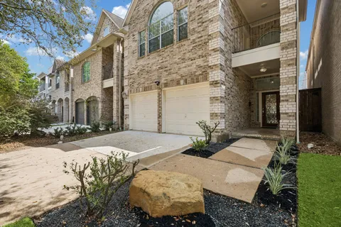 $700,000 | 5429 Fairdale Lane, Houston, TX 77056