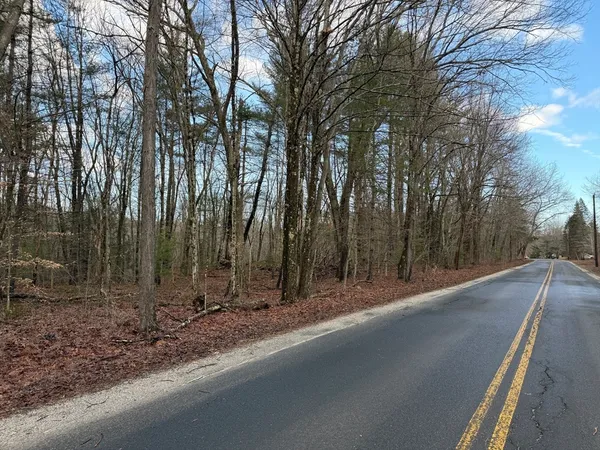 $249,999 | 202 Brickyard Road, Southampton, MA 01073