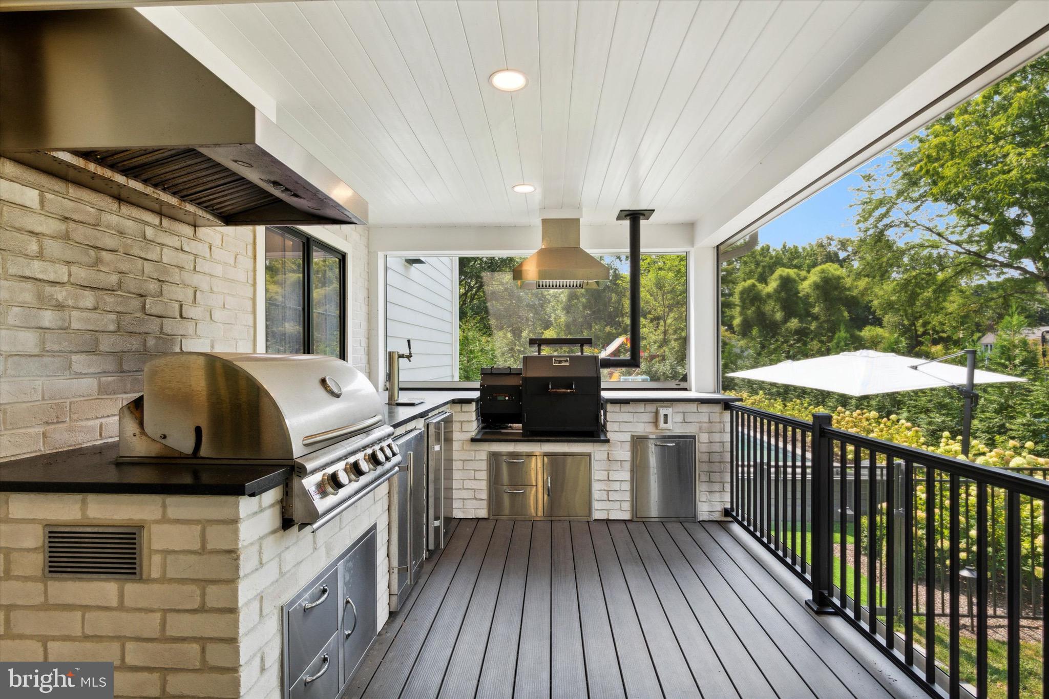 610 Dorset Road Devon, PA 19333 - Photo 12 of 54 a kitchen with stove cabinets and stainless steel appliances