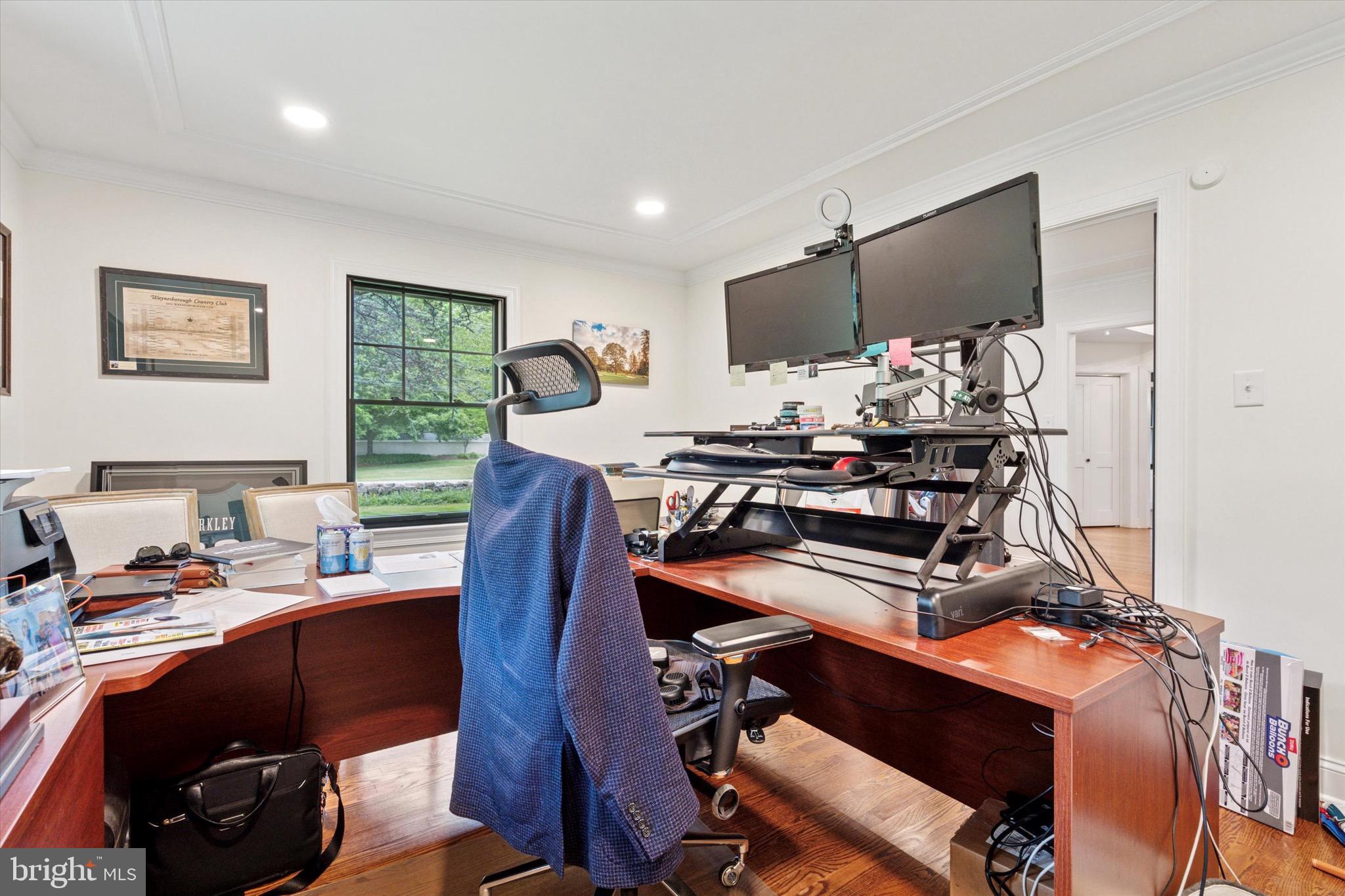 610 Dorset Road Devon, PA 19333 - Photo 20 of 54 a work room with furniture and a flat screen tv
