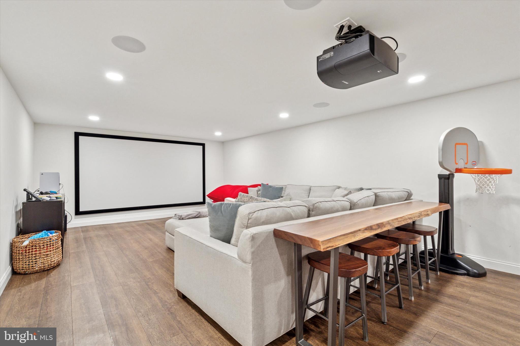 610 Dorset Road Devon, PA 19333 - Photo 37 of 54 a living room with furniture and kitchen view