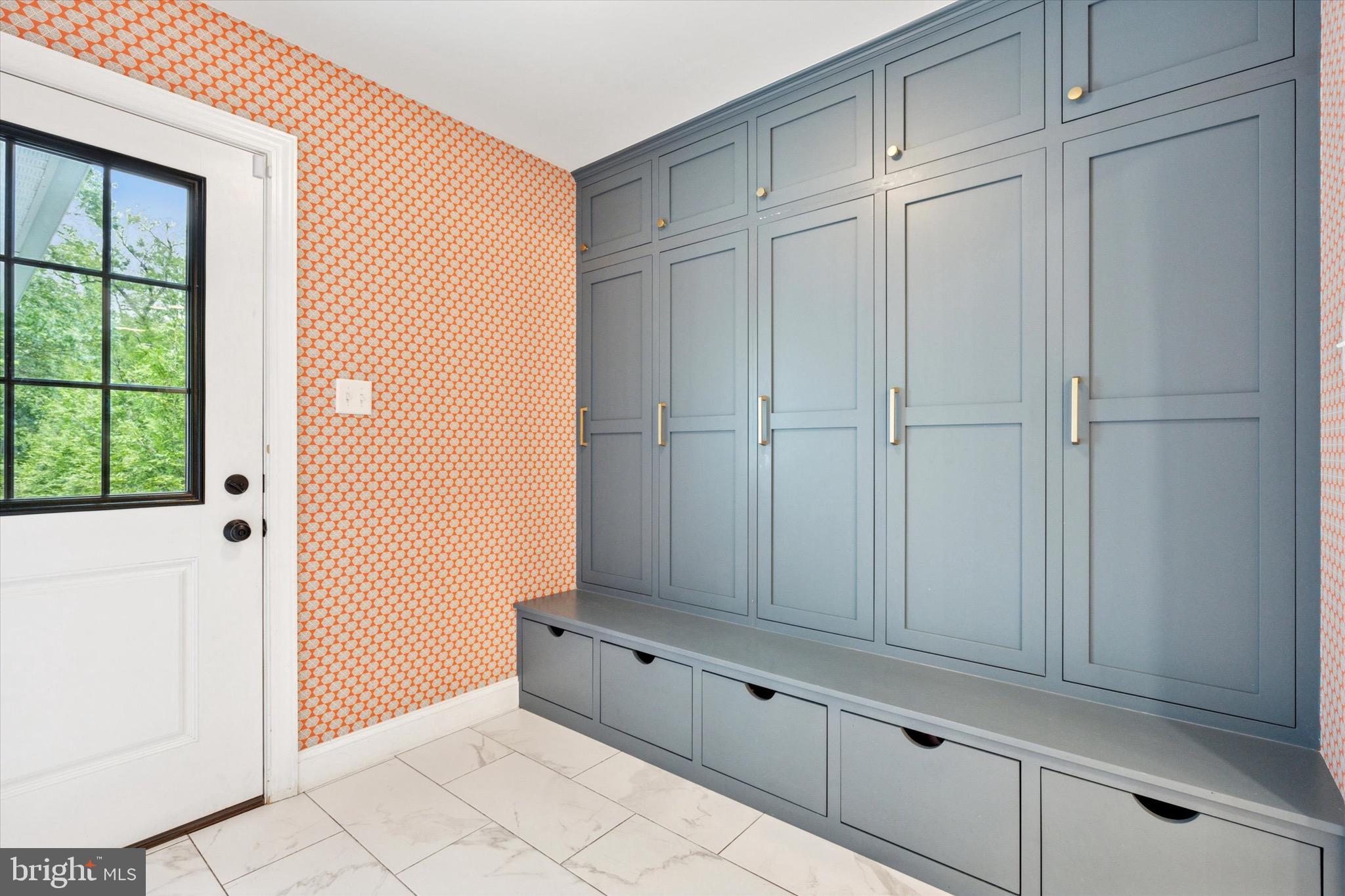 610 Dorset Road Devon, PA 19333 - Photo 49 of 54 a view of an empty room and window