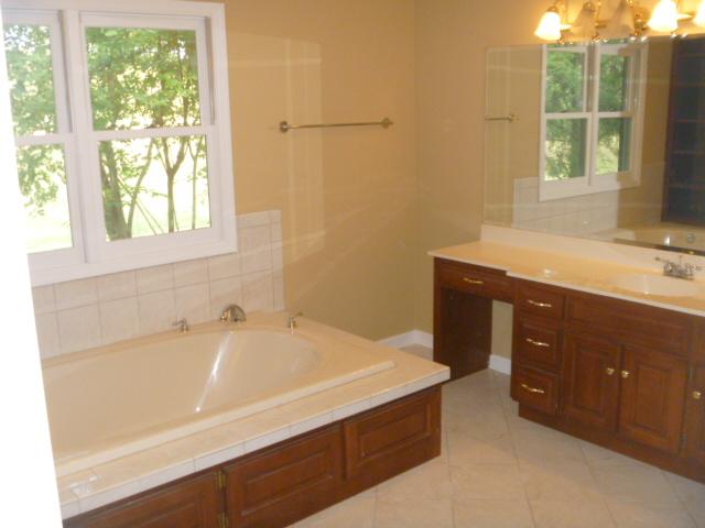 9883 Franklin Road Murfreesboro, TN 37128 - Photo 8 of 10 Gallery Image 8