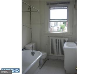 5660 Ridgewood Street Philadelphia, PA 19143 - Photo 5 of 12 Bathroom