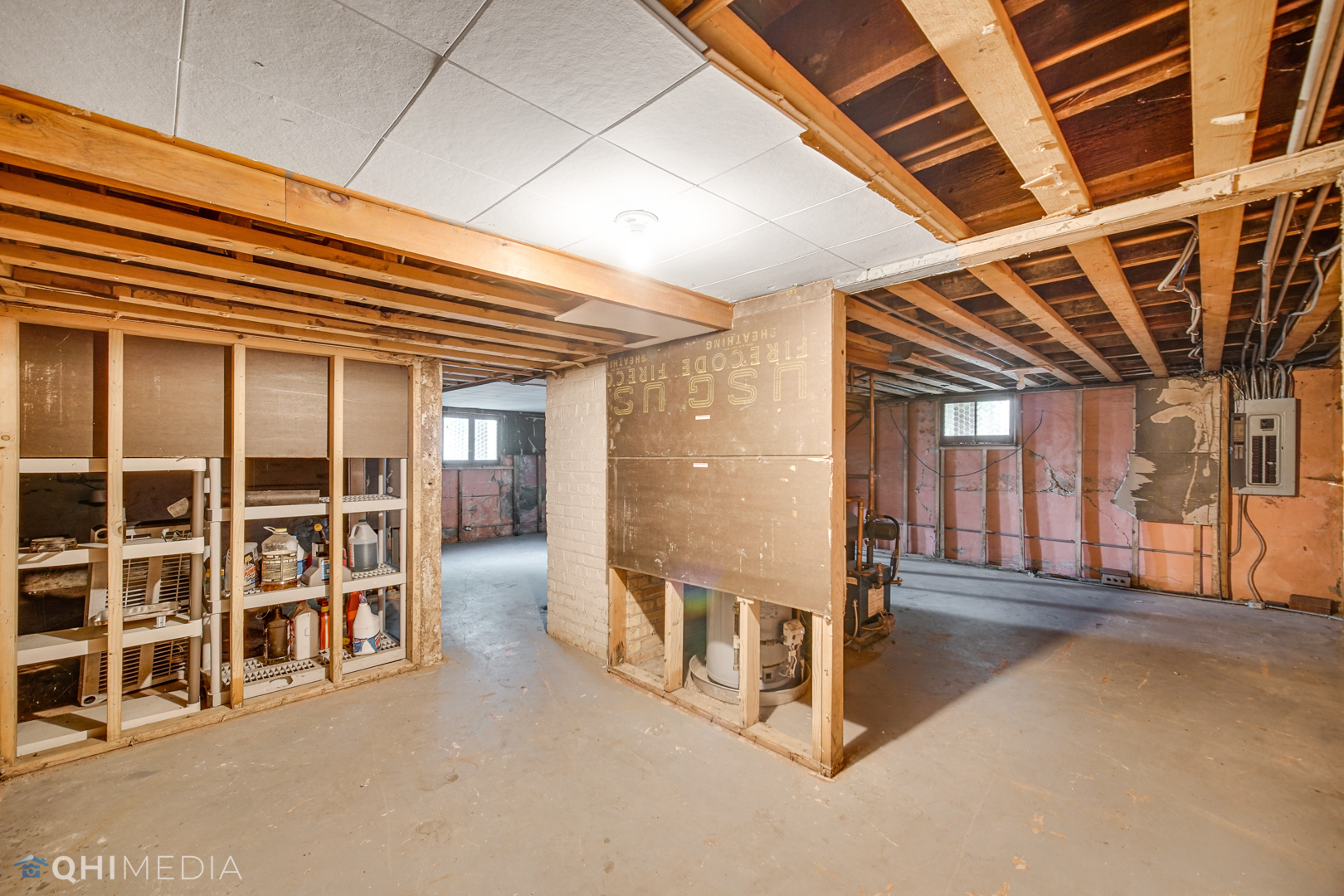 18104 Park Avenue Homewood, IL 60430 - Photo 23 of 26 a view of an empty room