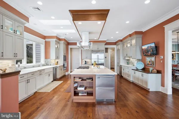$4,500,000 | 11715 River Drive, Lorton, VA 22079