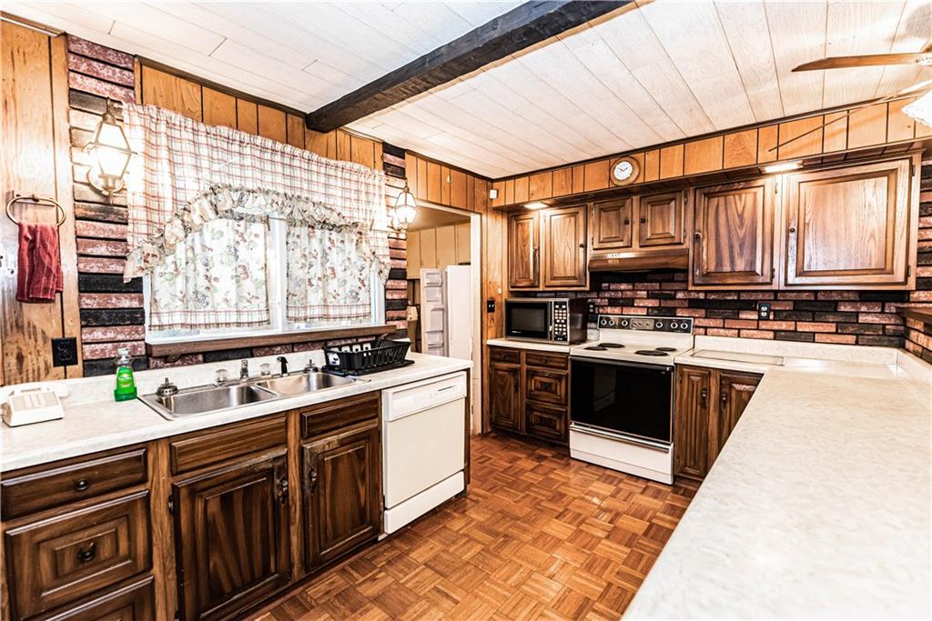 4632 Church Road Rossiter, PA 15772 - Photo 7 of 25