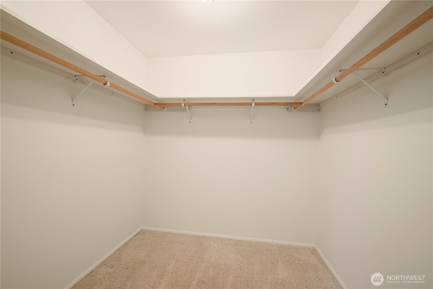 2120 Willow Place Longview, WA 98632 - Photo 8 of 28 a view of small space