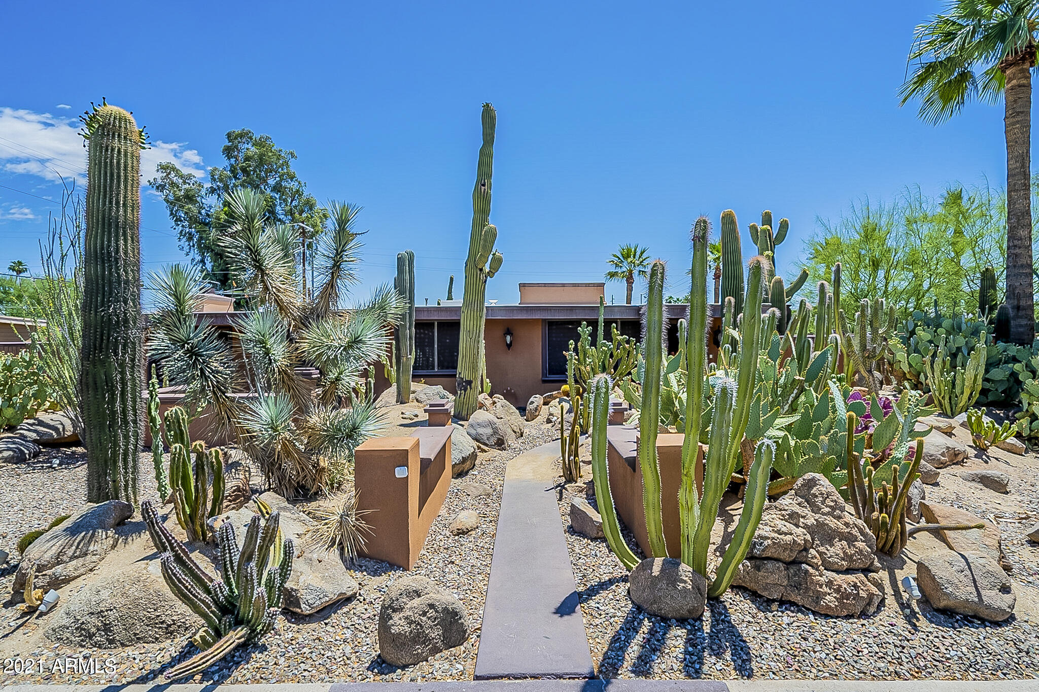 7124 East Chaparral Road Paradise Valley, AZ 85253 - Photo 2 of 38 Chaparral-2
