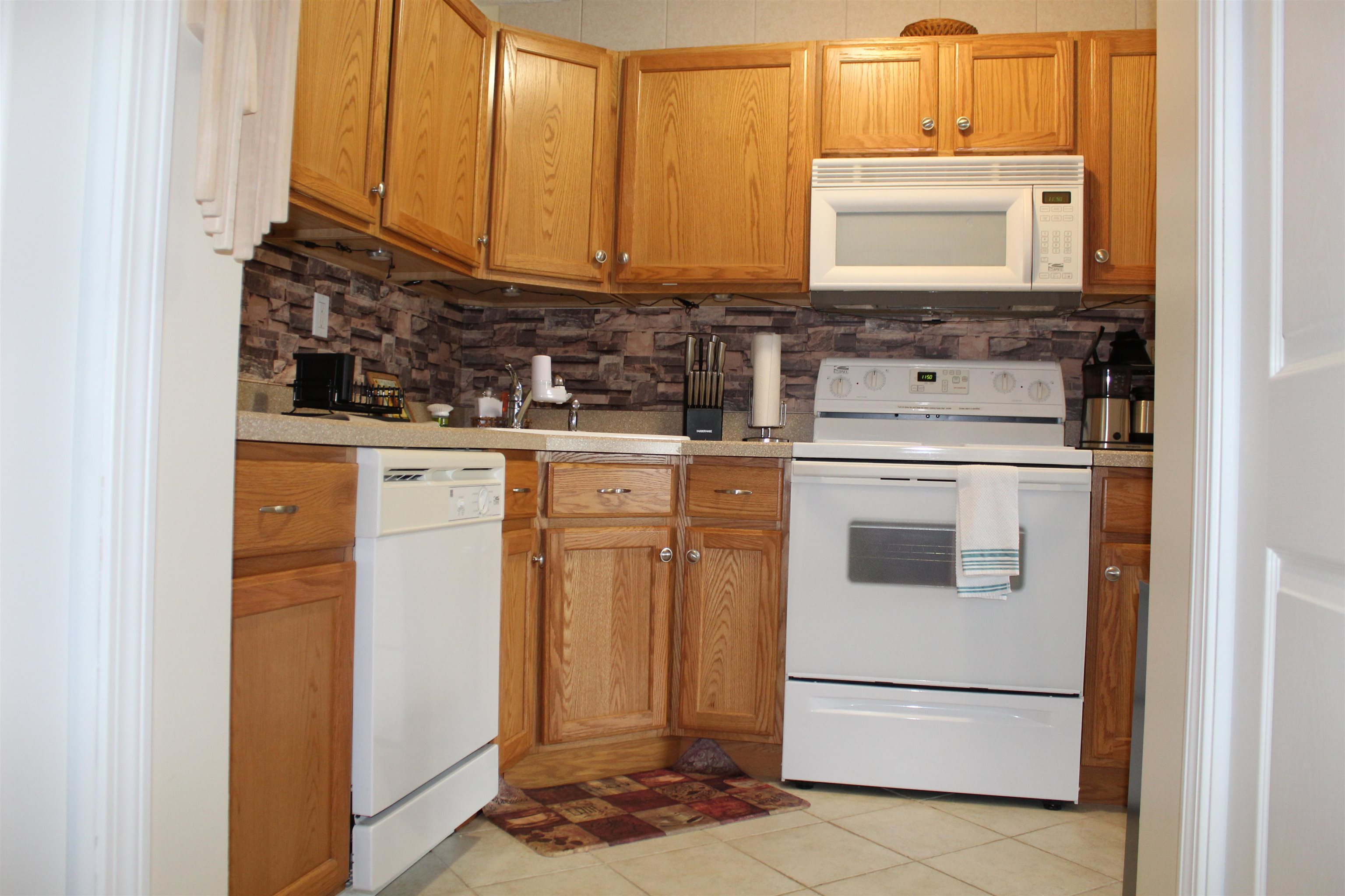 850 Laconia Road, Unit 4C Tilton, NH 03276 - Photo 15 of 27