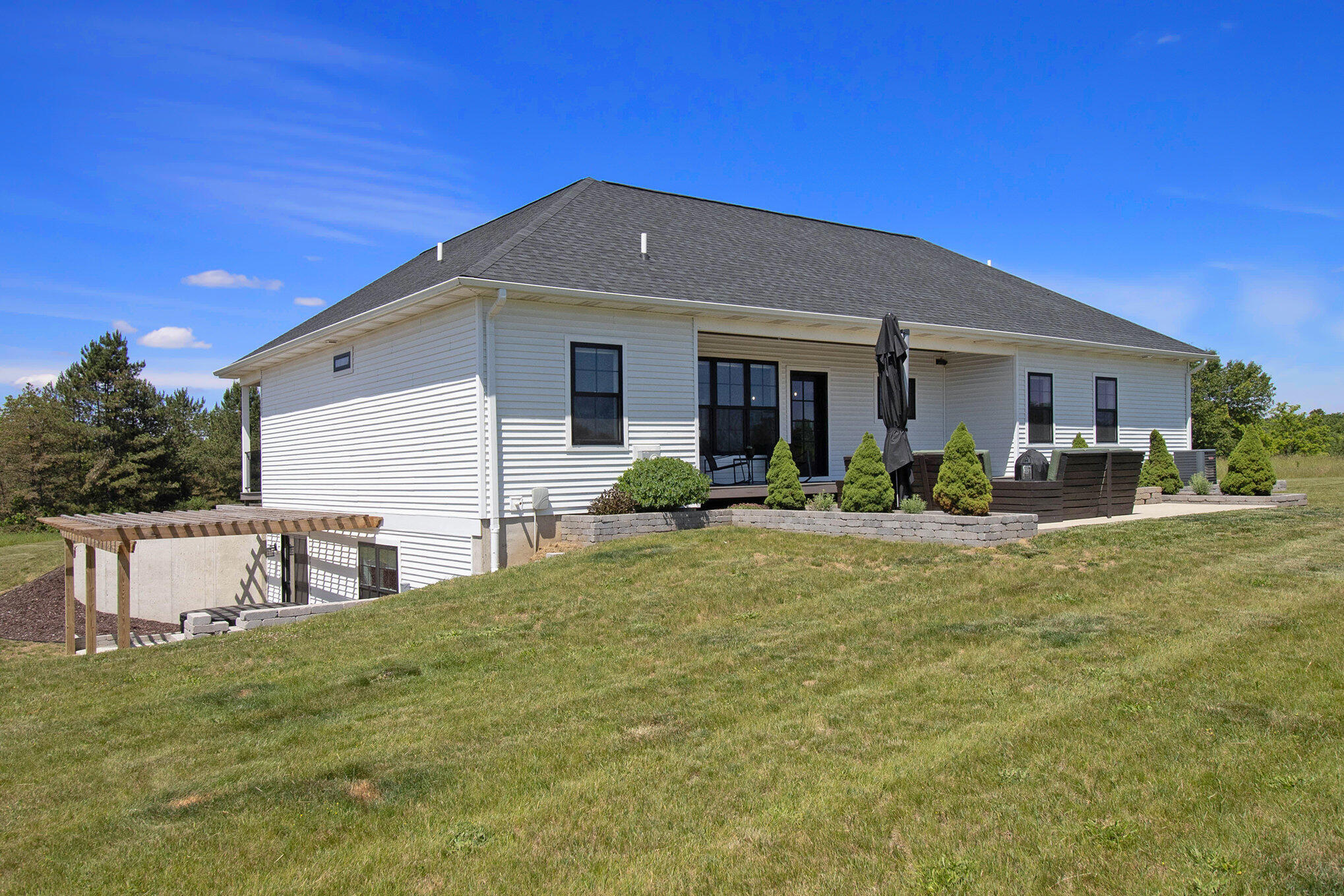 10421 Leeke Road Chelsea, MI 48118 - Photo 29 of 37 029_img_1688_141