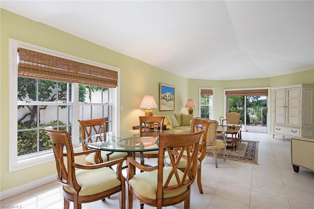 828 Rue Deville Naples, FL 34108 - Photo 5 of 12 Gallery Image 5