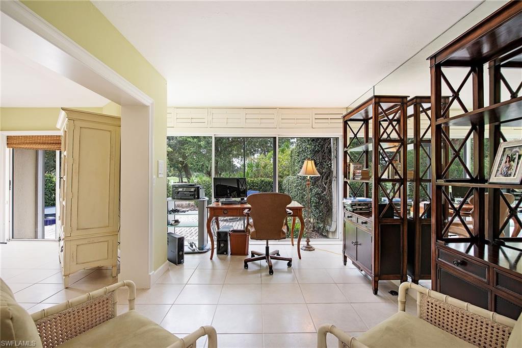 828 Rue Deville Naples, FL 34108 - Photo 6 of 12 Gallery Image 6